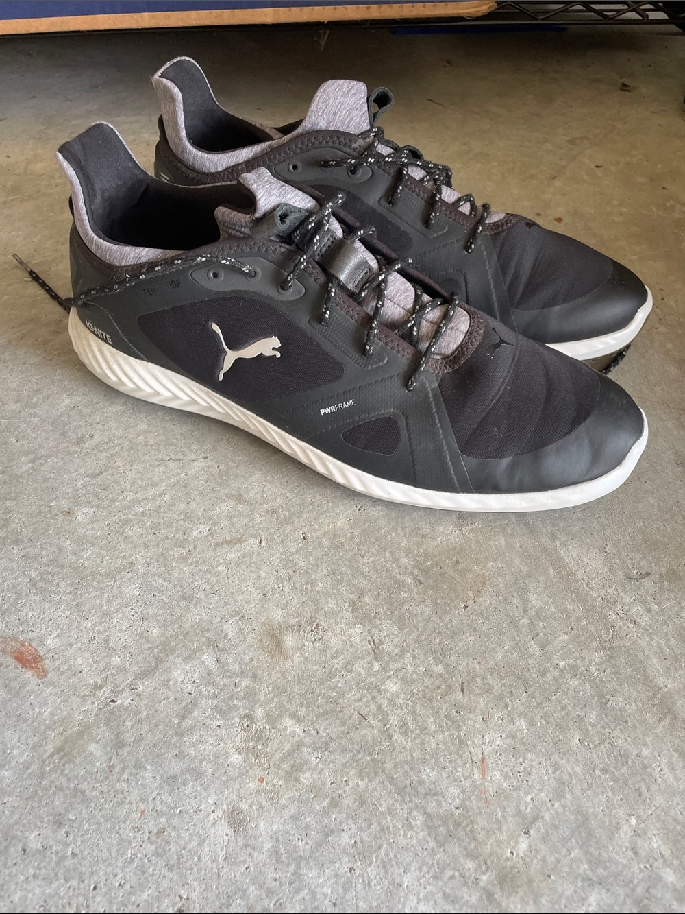 Puma Black and Gray Low-Top Golf Men’s Sneakers Size 10